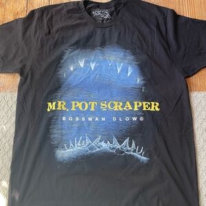 Mr. Pot Scraper Black TOUR Tee